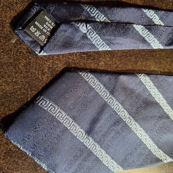 Vintage versace tie - Picture 2 of 5